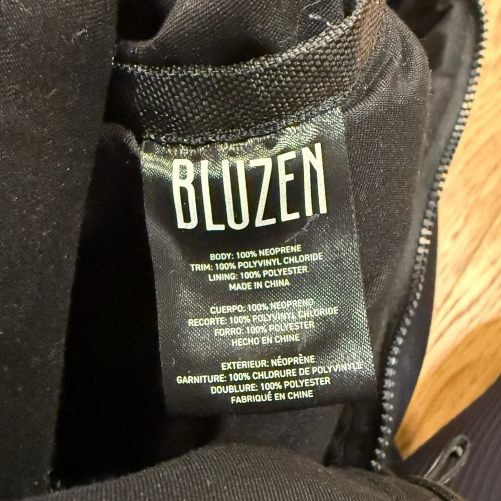 Bluzen Neoprene Backpack Black